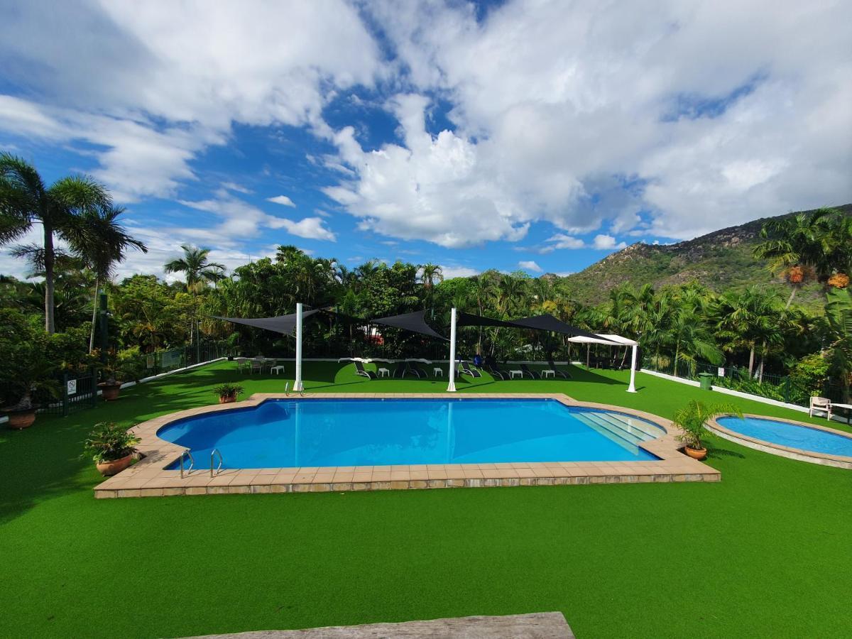 Island Serenity On Magnetic Island Nelly Bay Exterior photo